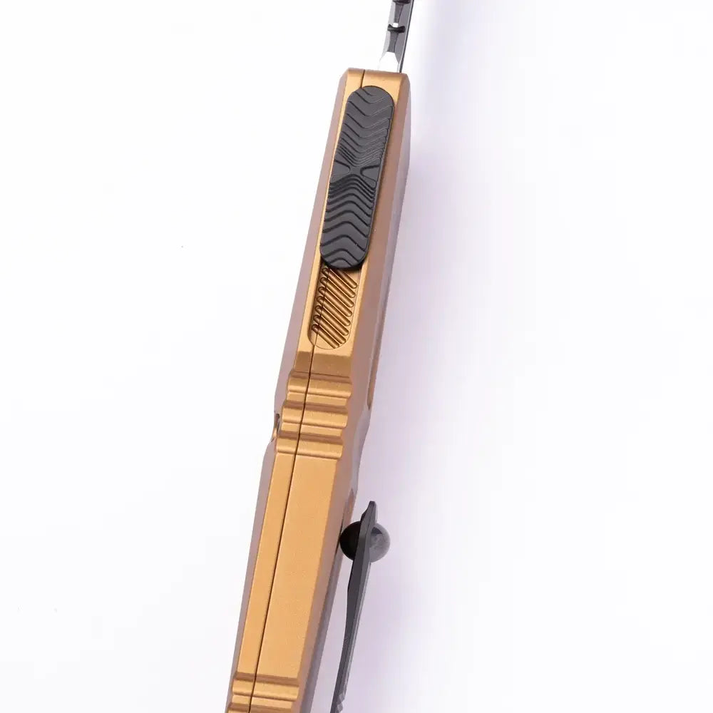 Microtech Combat Troodon® Interceptor® Gen III Signature Series Tan Standard (1217-1TAS)