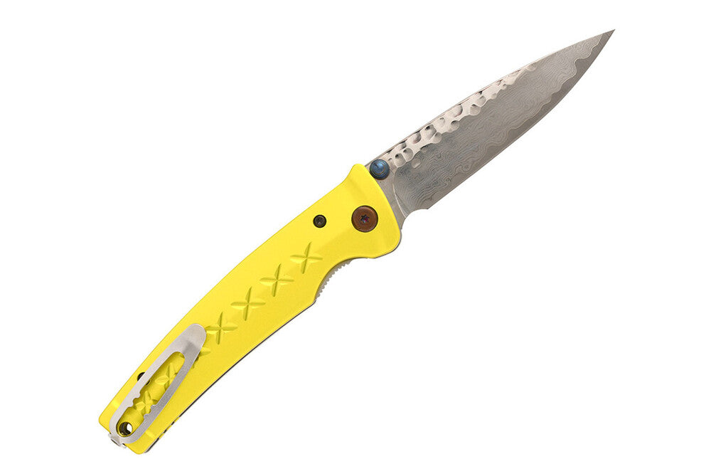 Mcusta MC-164D Fusion VG-10 Core Damascus Gold Anodized Aluminum 10.7cm